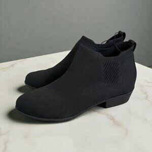 TORRID Black Stretch Ankle Booties Boots Size 10WW NEW NWOT